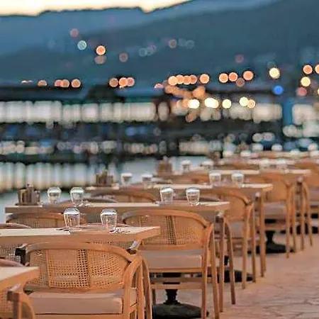 Glenn Hotel&beach