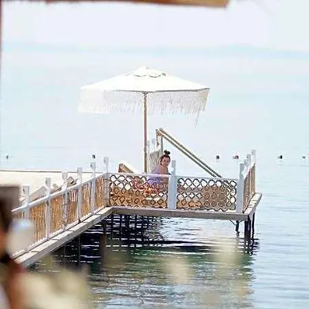 Glenn Hotel&beach
